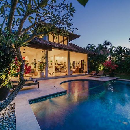 Villa Eight Seminyak  Exterior photo